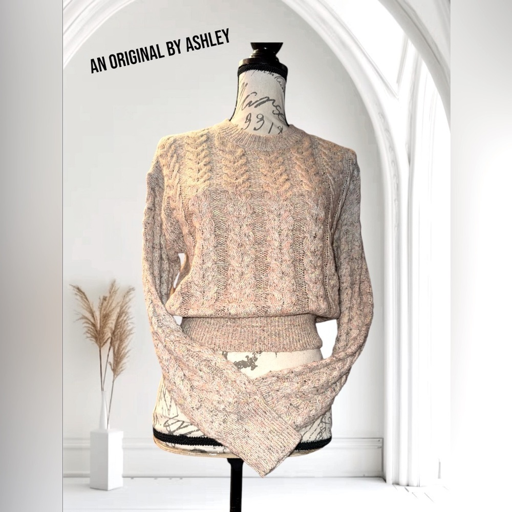 NWT- Original by Ashley Women's Beige/pinkish Cable Knit Sweater